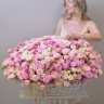 Корзина с пионовидными кустовыми розами Bombastic №1009