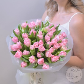 Букет «Весенние грёзы» — букет из премиальных пионовидных тюльпанов Dreamer №949