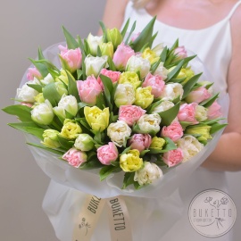 Букет «Весенняя акварель» — микс премиальных пионовидных тюльпанов Dreamer, Fortaleza и Verona №953