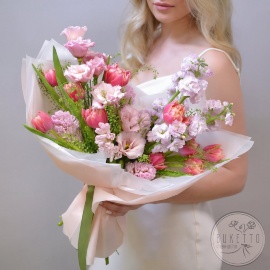 Букет из тюльпанов, гиацинтов и маттиолы №860