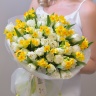 Букет «Солнечный вальс» — из премиальных пионовидных тюльпанов Galileo и нарциссов Soleil d'Or  №962