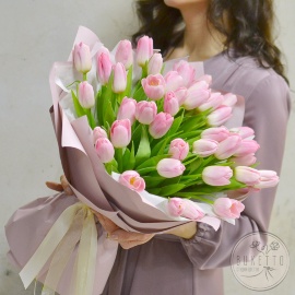 Букет из тюльпанов №584