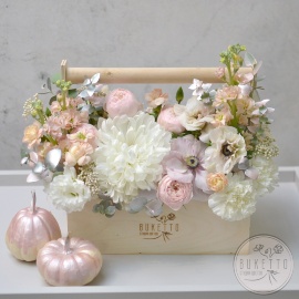 Фирменный цветочный Flowerbox, композиция 296